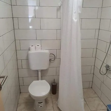 Aldi 2